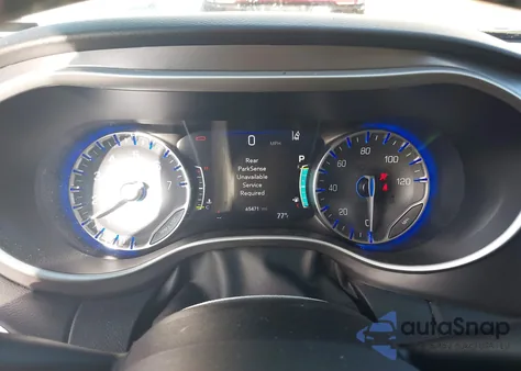 2024 Chrysler Pacifica Touring L из США, поврежденный, VIN 2C4RC1BG9RR152103